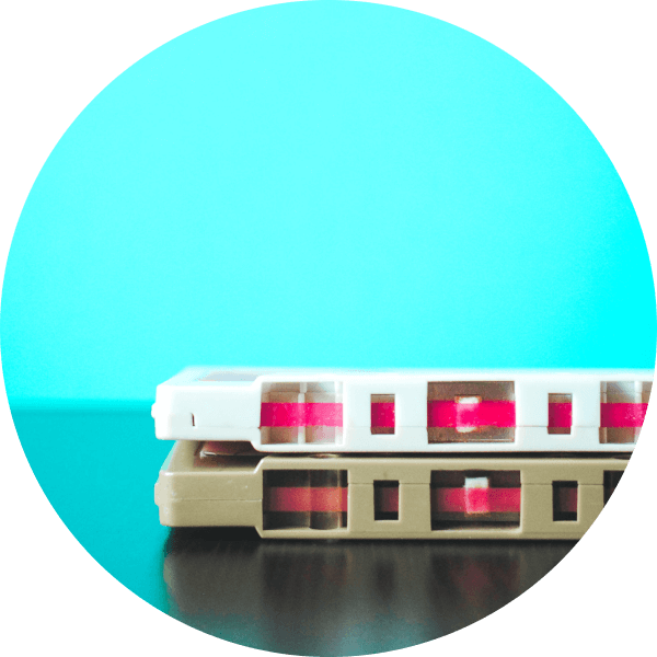 韓ドラ「いつかの君に」カセットテープのイメージ