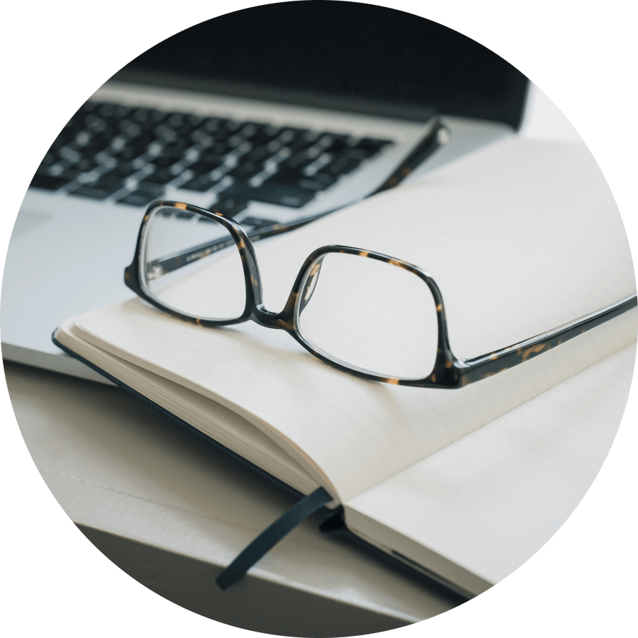 韓国ドラマ「財閥家の末息子」主人公のメガネのイメージ